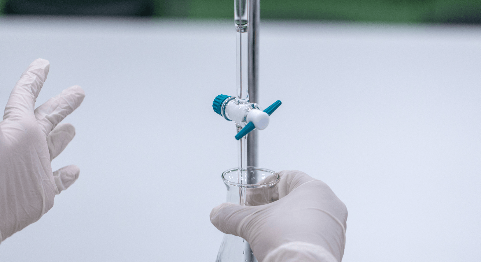 Purity determination of oxalic acid | Autotitrator COM-A19 - JM Science