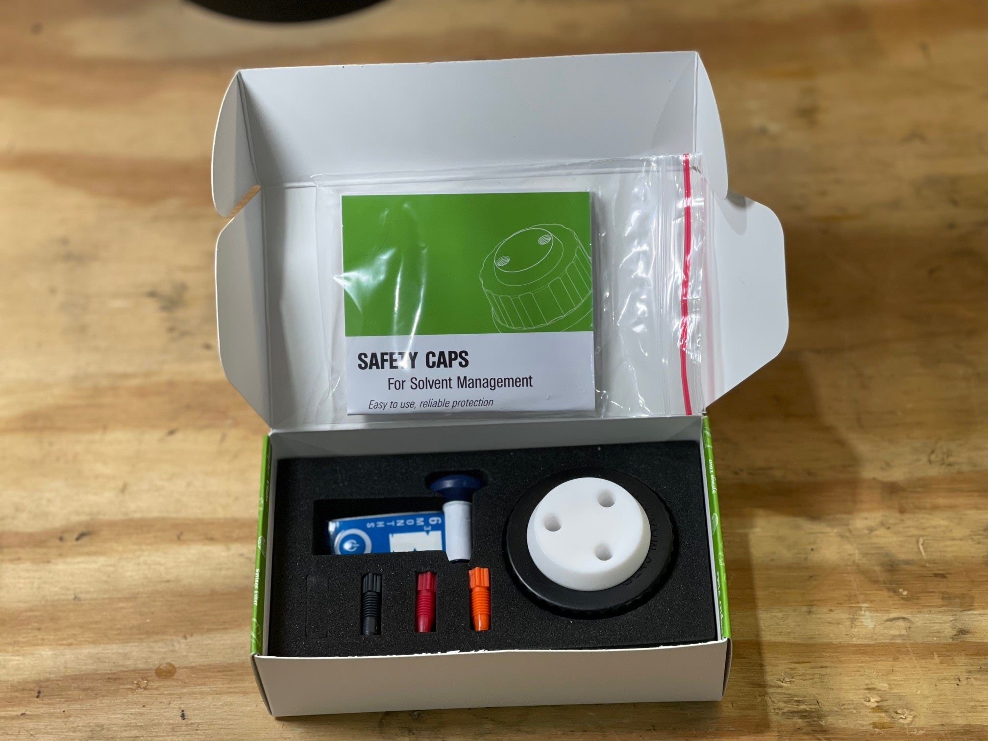 HPLC Solvent Waste Safety Cap – 4 Port (GL45) with Integrated Vent Filter